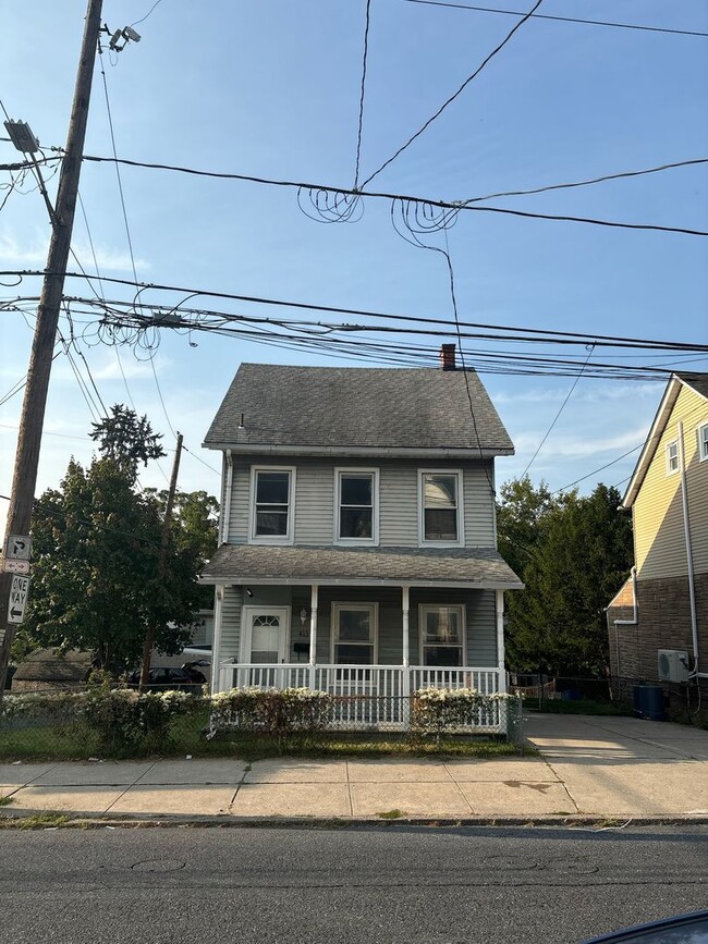 Primary Photo - Renovated 4 Bedroom/ 2 Bath- Move in Ready...