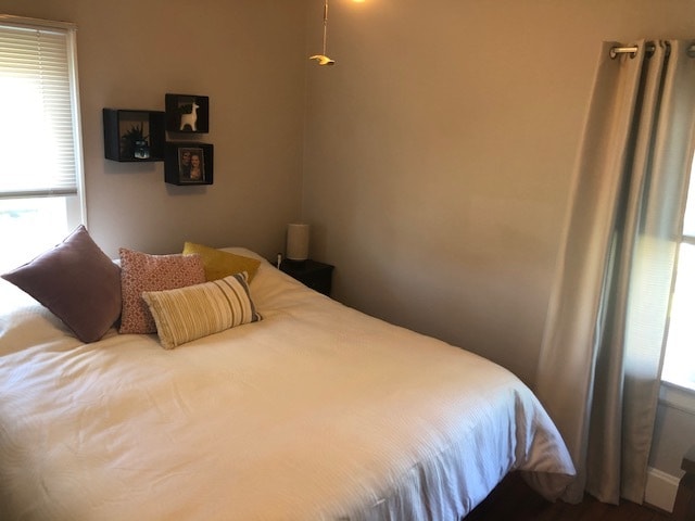 Building Photo - 7236 Plainfield Rd