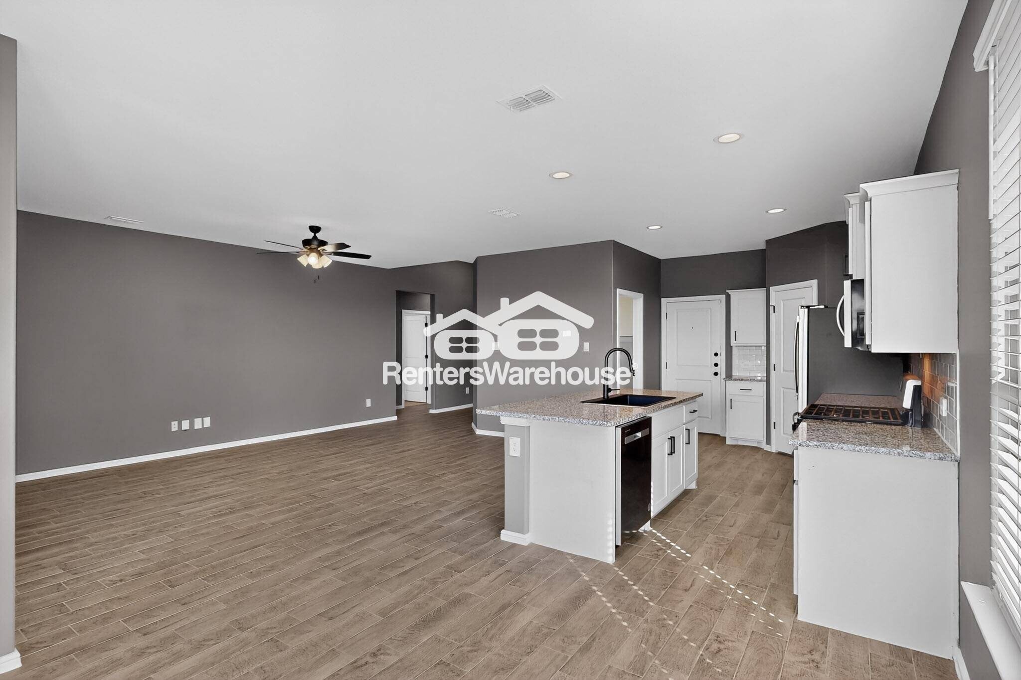 Building Photo - 8517 Centerboard Ln