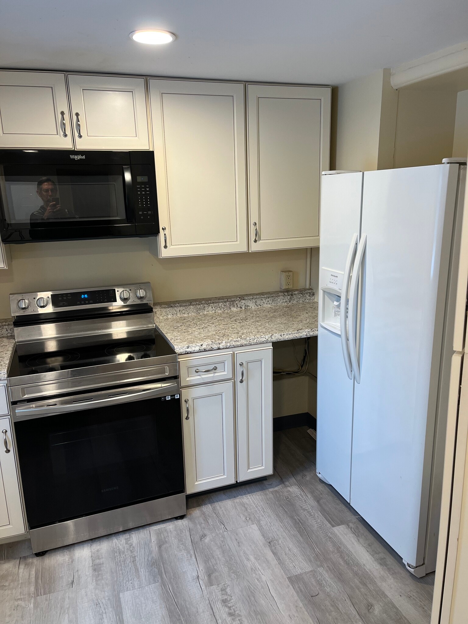 Building Photo - 6340 New St