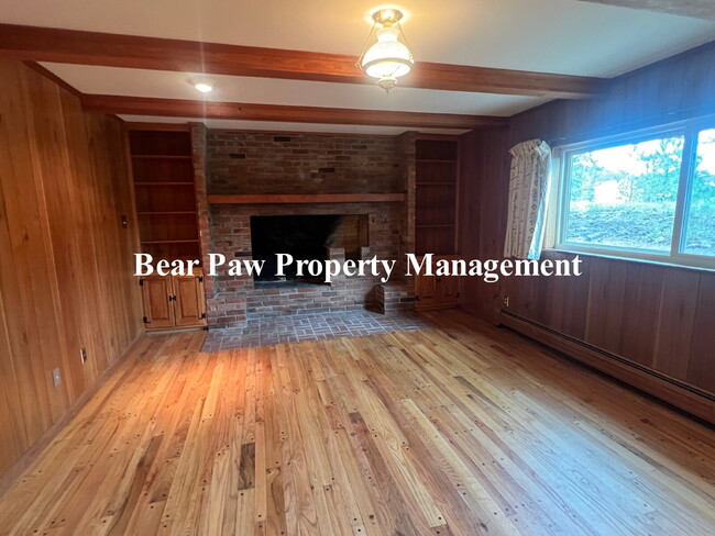 Building Photo - Spacious 4 Bedroom Home in North Evergreen!!