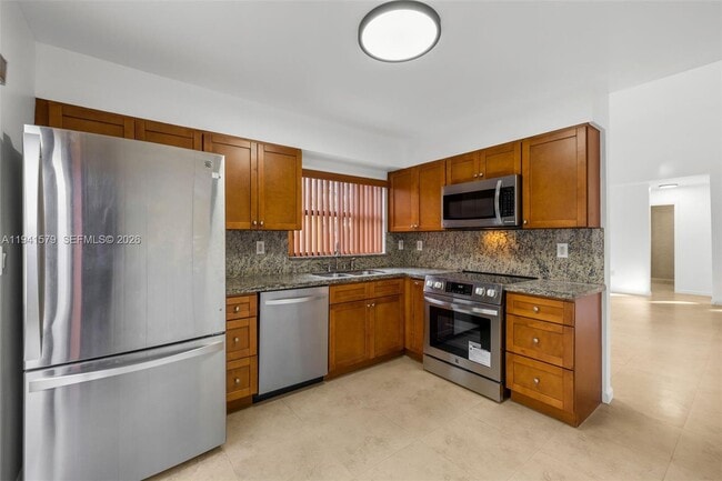 Building Photo - 449 SW 88th Pl