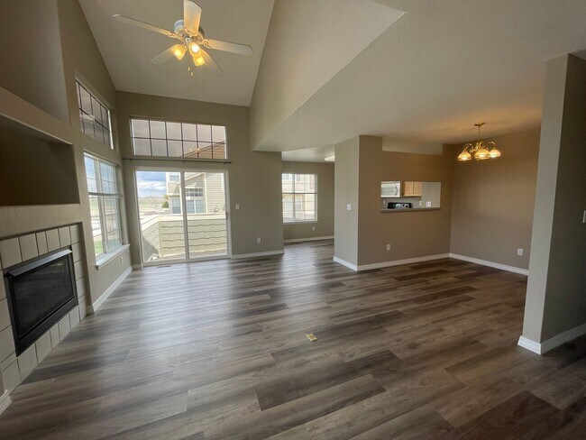 Building Photo - 6720 Antigua Dr