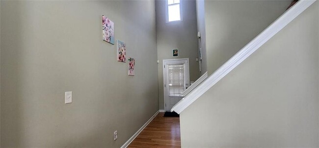 Building Photo - 2877 Cross Creek Dr