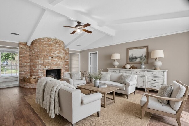 Building Photo - 27210 Jimmy Ln