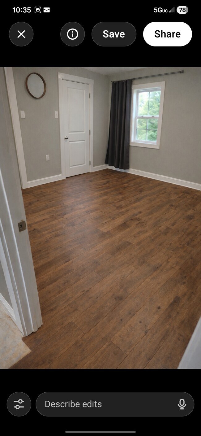 Building Photo - 2150 Windsor Ave