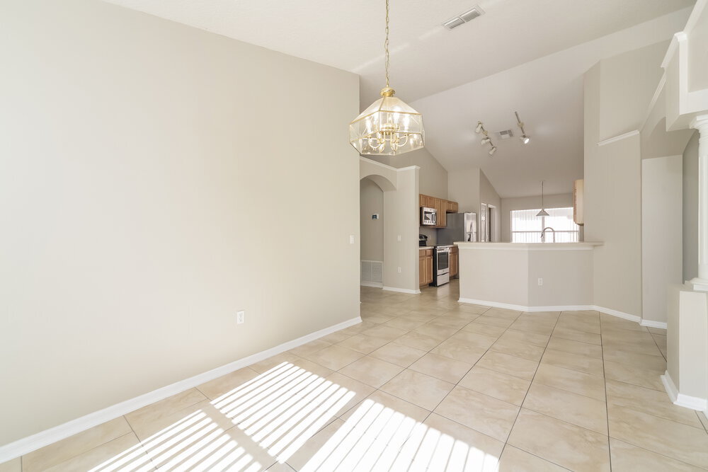 Building Photo - 133 Thornbury Dr