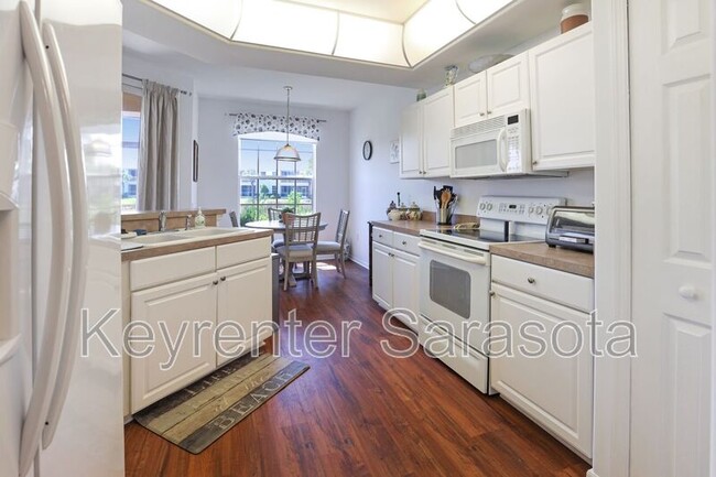 Building Photo - 7068 Prosperity Cir
