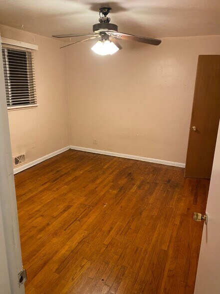 Building Photo - 775 S Leyden St