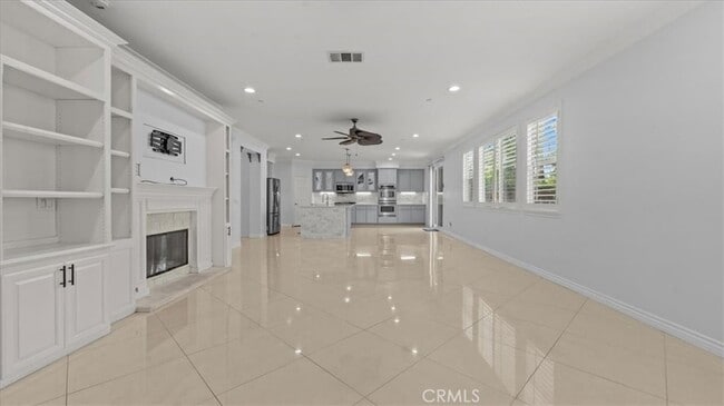 Building Photo - 5448 Turin Way