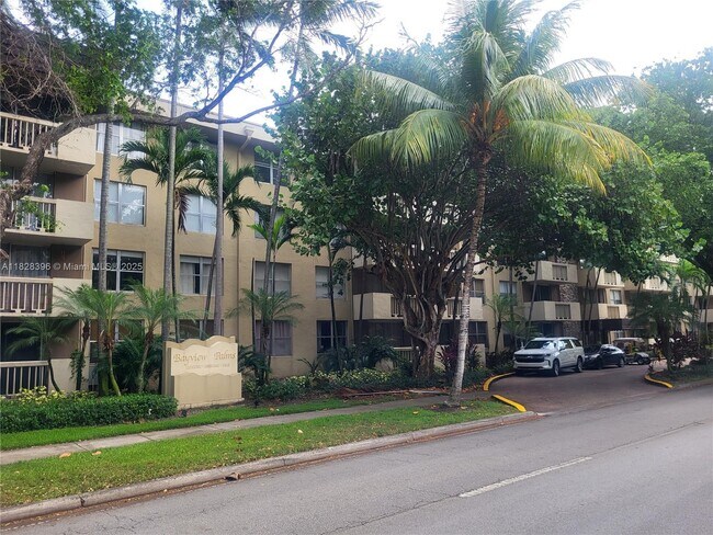 Building Photo - 1800 Sans Souci Blvd