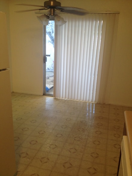 Building Photo - 253 W Lee St