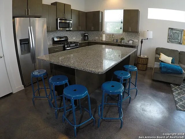 Building Photo - 232 E Cevallos St