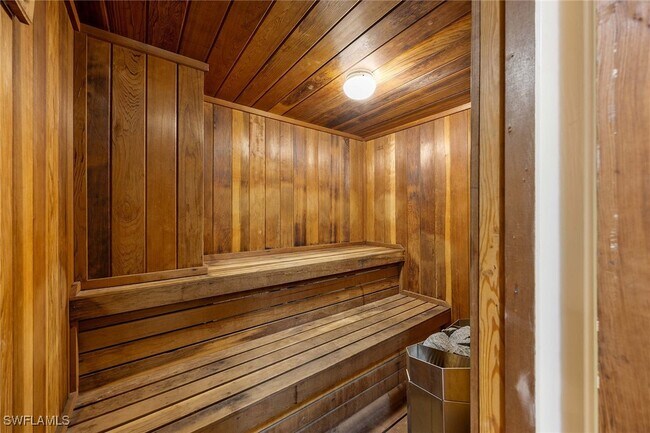 Building Photo - 840 S Collier Blvd