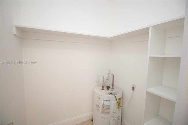 Building Photo - 831 NW 1st Ave