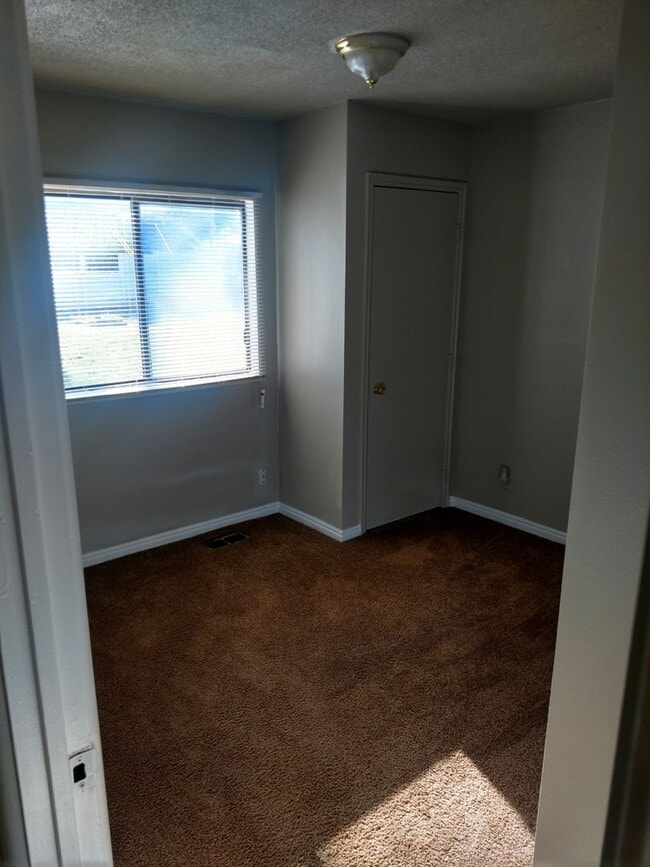 Building Photo - 5004 S Pieper Blvd