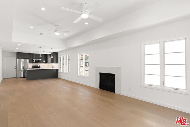 Building Photo - 2316 Hill St