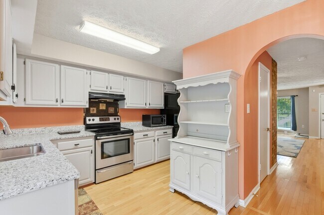 Building Photo - 4333 Gilmer Ct