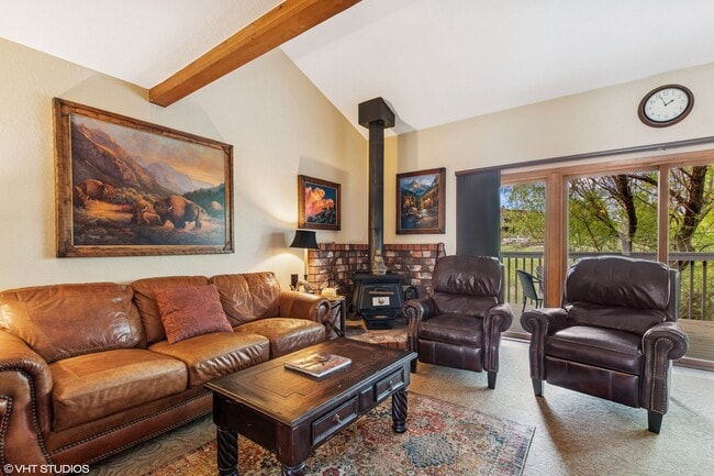 Building Photo - Whitefish River furnished Townhome