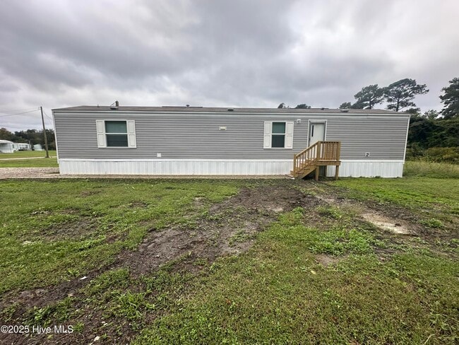 Building Photo - 145 Littleton St