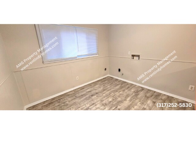 Building Photo - Charming Lawrence Township Duplex!