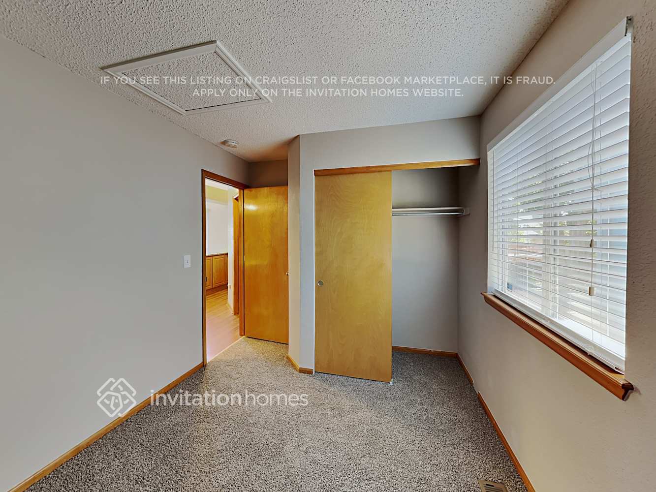 Building Photo - 8736 Greengrass Way