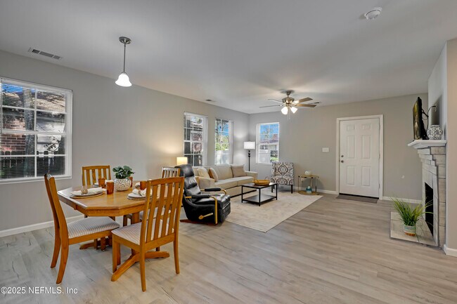 Building Photo - 2908 Broadway Ave