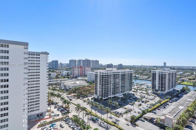 Building Photo - 1980 S Ocean Dr