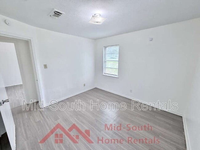 Building Photo - 5057 Gill Rd