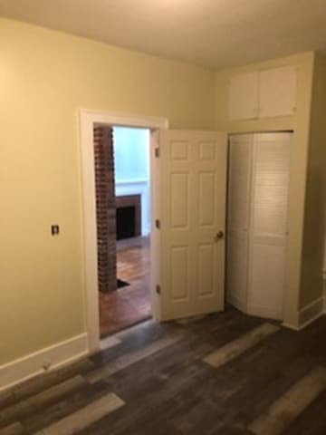 Bedroom to Living room - 116 Bowmar St