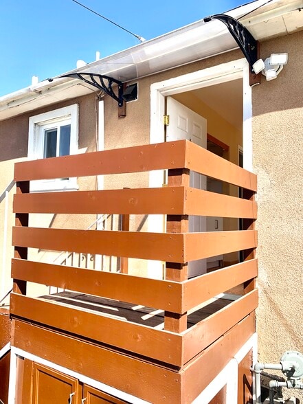 Building Photo - 6815 Moeser Ln