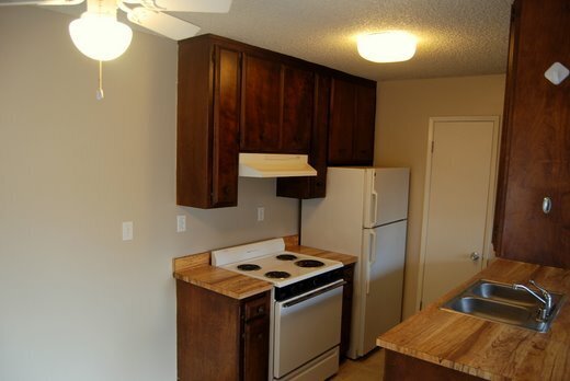 Interior Photo - 828 W. Sacramento Ave. Apt.# 4 (K)