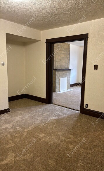 Building Photo - 551 Bates St