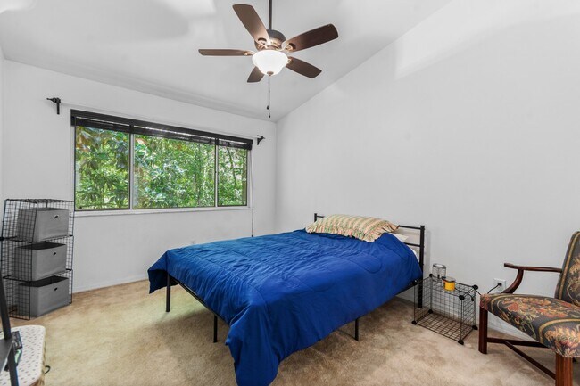 Building Photo - 811 SW 50th Way