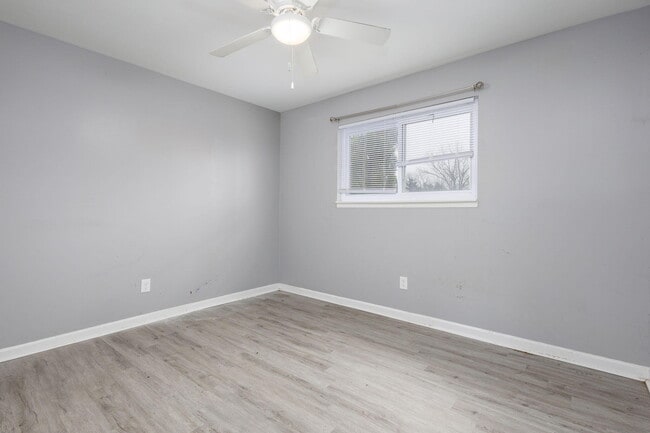 Building Photo - 13679 Sidonie Ave