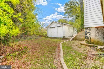 Building Photo - 3213 Vickers Rd
