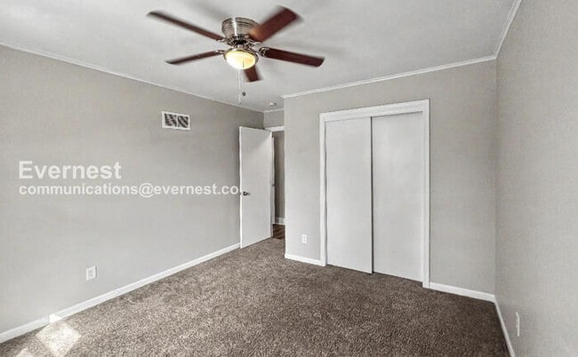 Building Photo - 6121 N Baltimore Ave