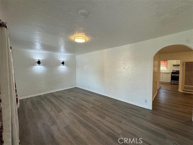 Building Photo - 150 W Saxon Ave