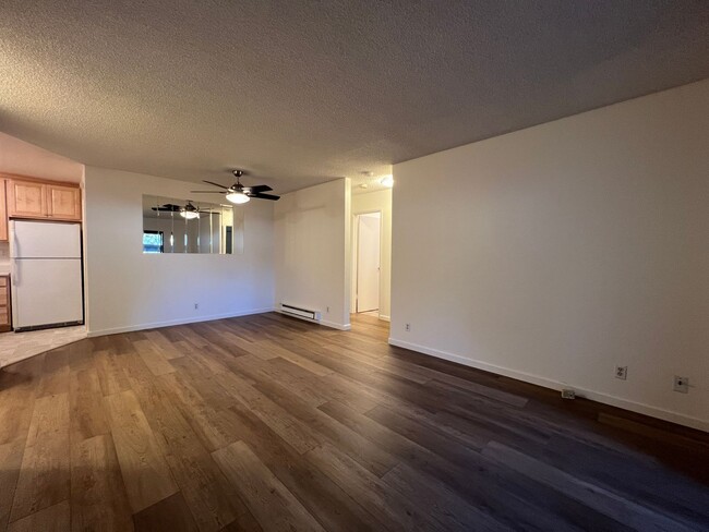 Building Photo - 1055 N Capitol Ave