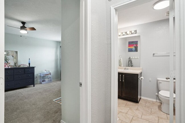 Building Photo - 1731 Emerald Edge
