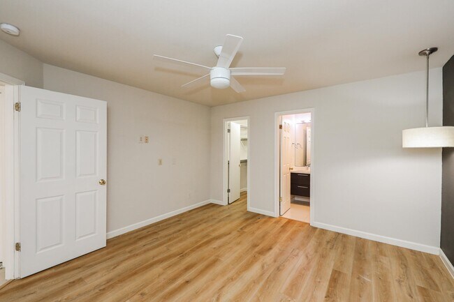 Building Photo - 9001 Taiga Ct