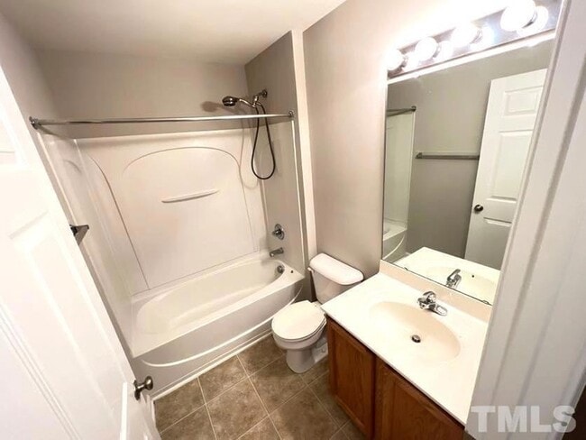 Building Photo - 11701 Coppergate Dr