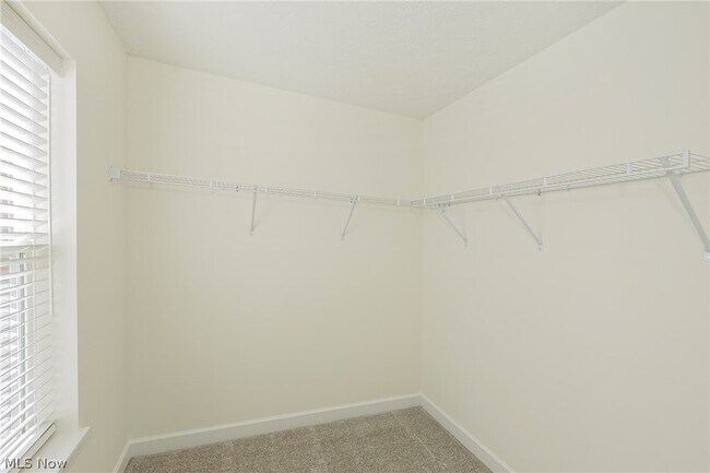 Building Photo - 2240 E 97th St