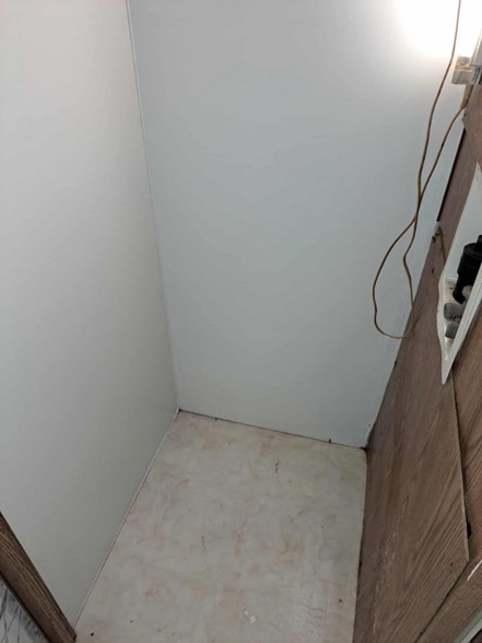 Building Photo - 111 W Grizdale Dr