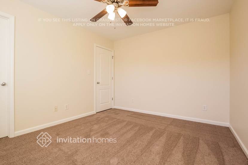 Building Photo - 2652 Sedgeview Ln NE