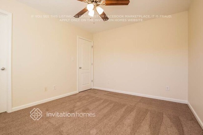 Building Photo - 2652 Sedgeview Ln NE