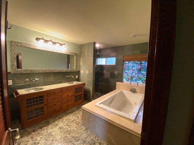 Building Photo - 45-423-423 Pua Inia St