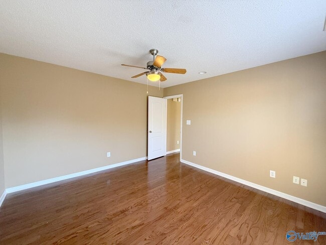 Building Photo - 176 Timber Oak Rd