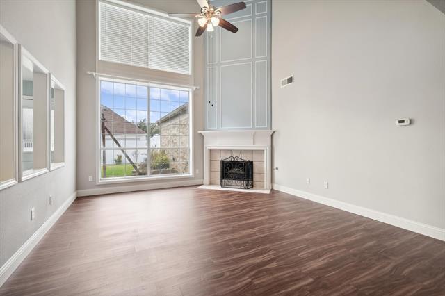 Building Photo - 1218 St Tropez Dr