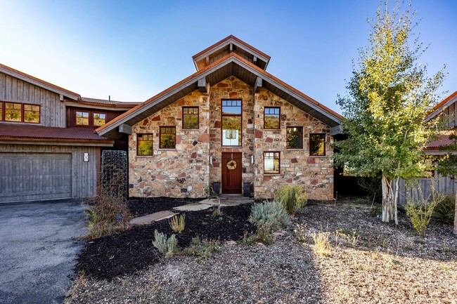 Primary Photo - Magnificent Mountain Retreat in Oakley, Utah